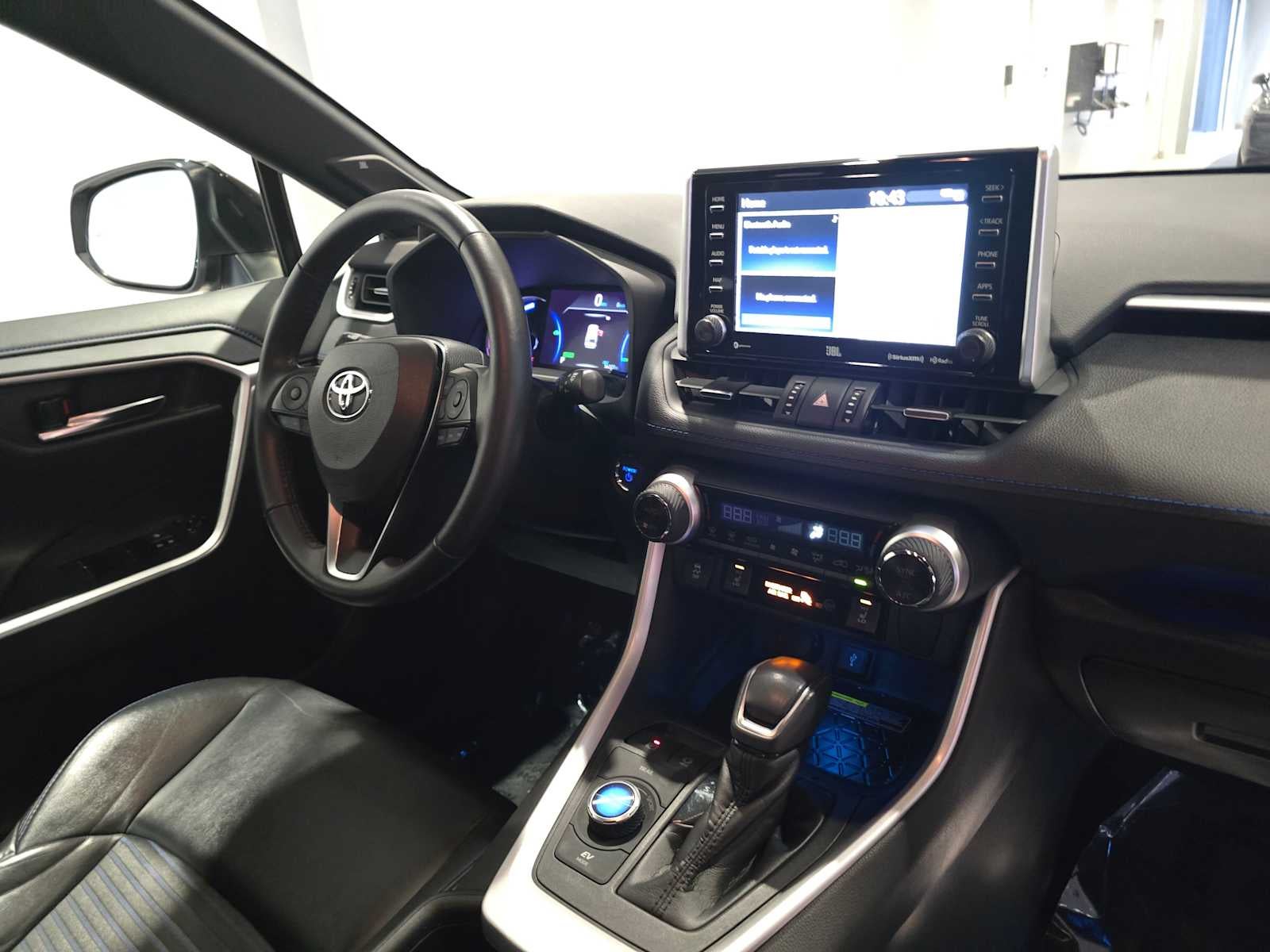 2020 Toyota RAV4 Hybrid XSE