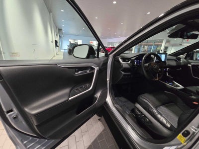 2020 Toyota RAV4 Hybrid XSE