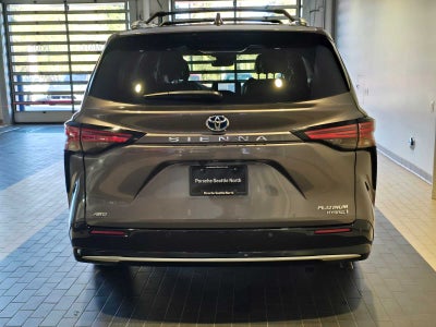2023 Toyota Sienna Platinum