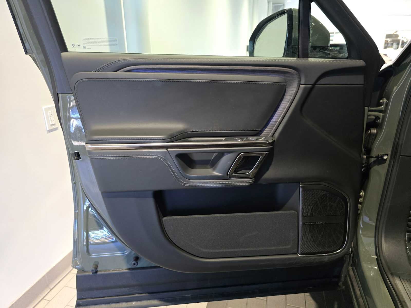 2022 Rivian R1S Launch Edition