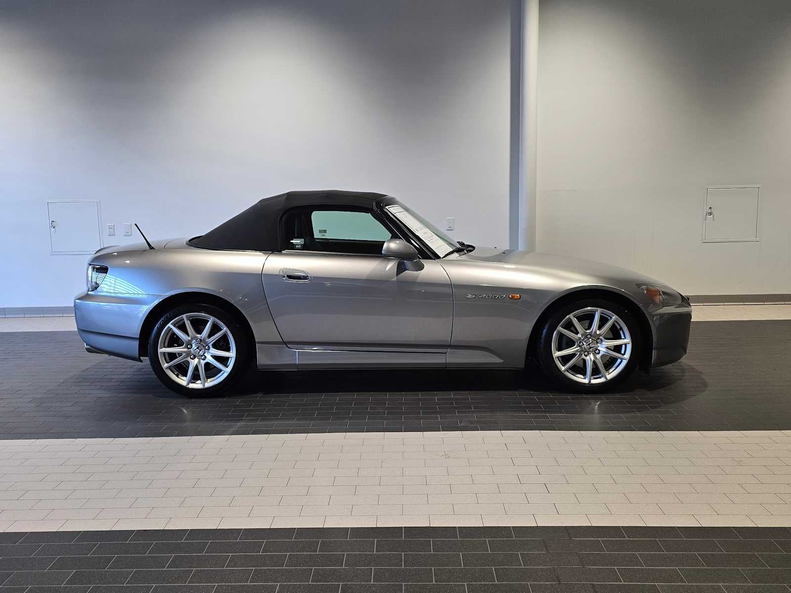 2004 Honda S2000 Base