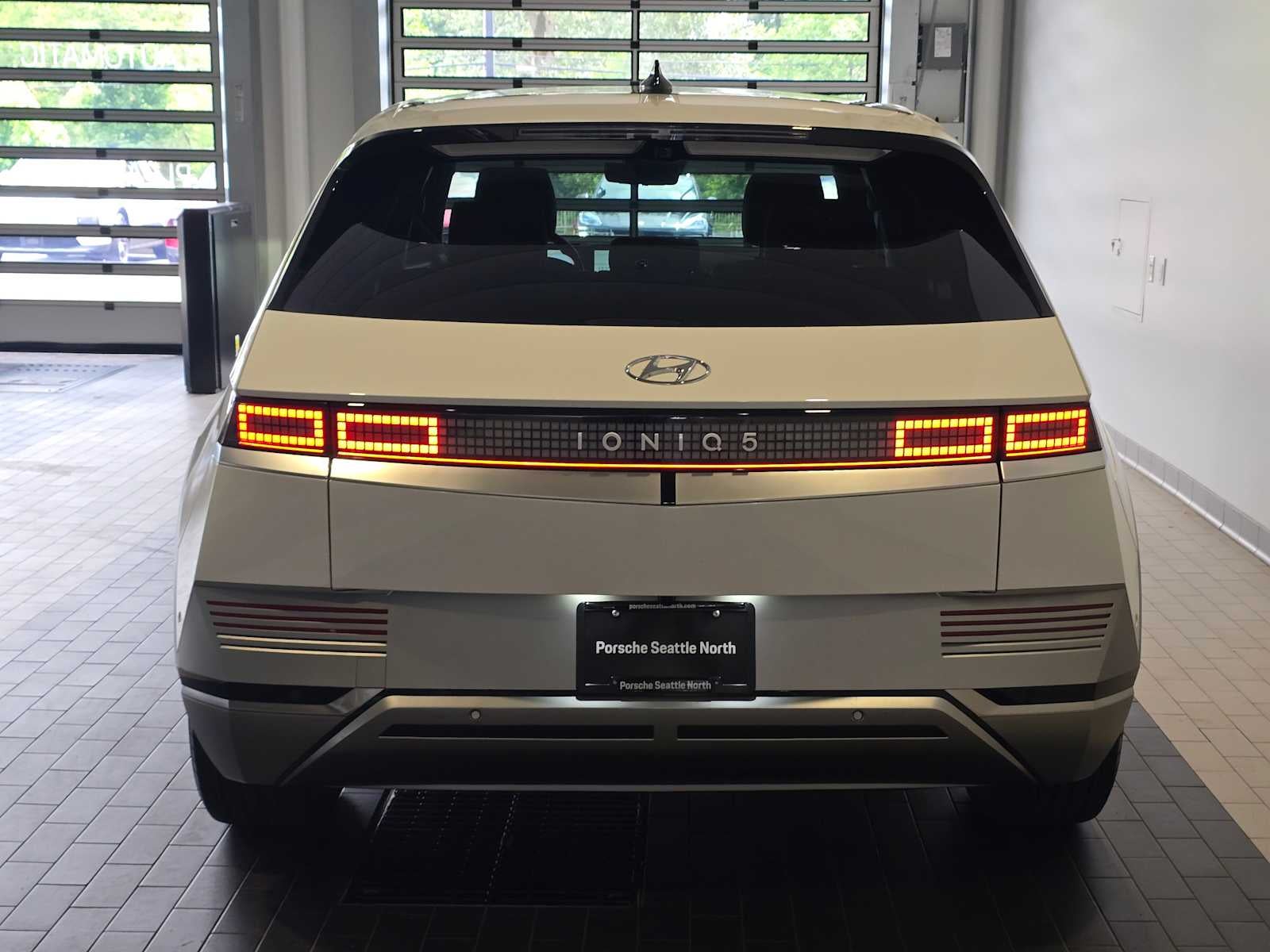 2024 Hyundai IONIQ 5 Limited