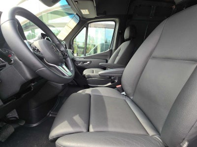 2024 Mercedes-Benz Sprinter Cargo Van Base