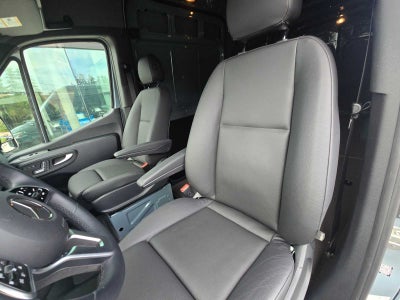 2024 Mercedes-Benz Sprinter Cargo Van Base