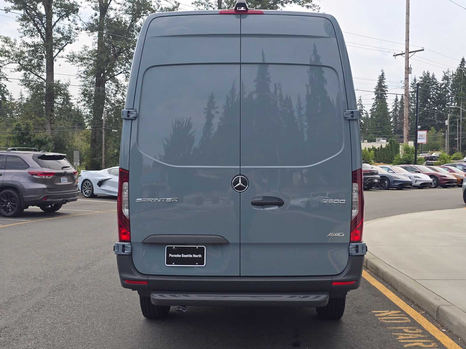 2024 Mercedes-Benz Sprinter Cargo Van Base