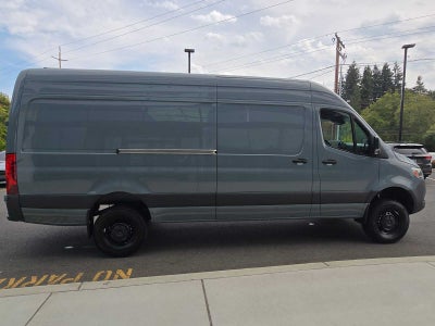 2024 Mercedes-Benz Sprinter Cargo Van Base