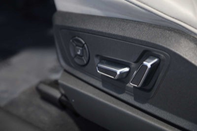 2024 Audi Q8 e-tron Prestige
