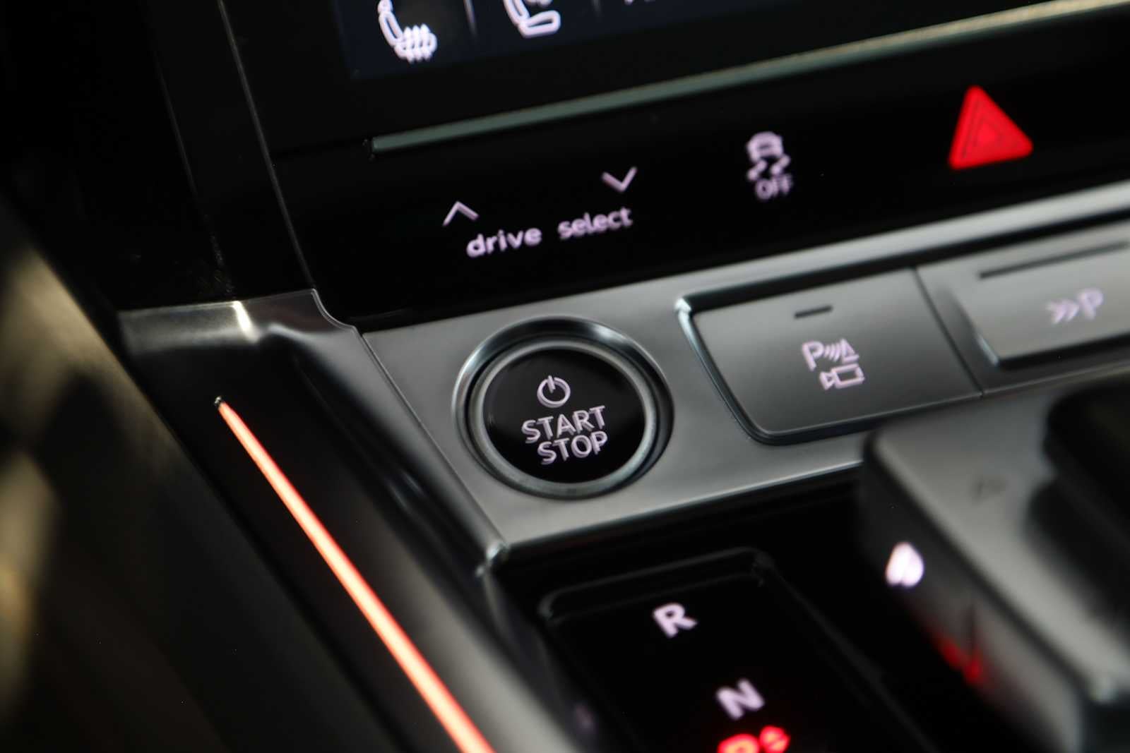 2024 Audi Q8 e-tron Prestige