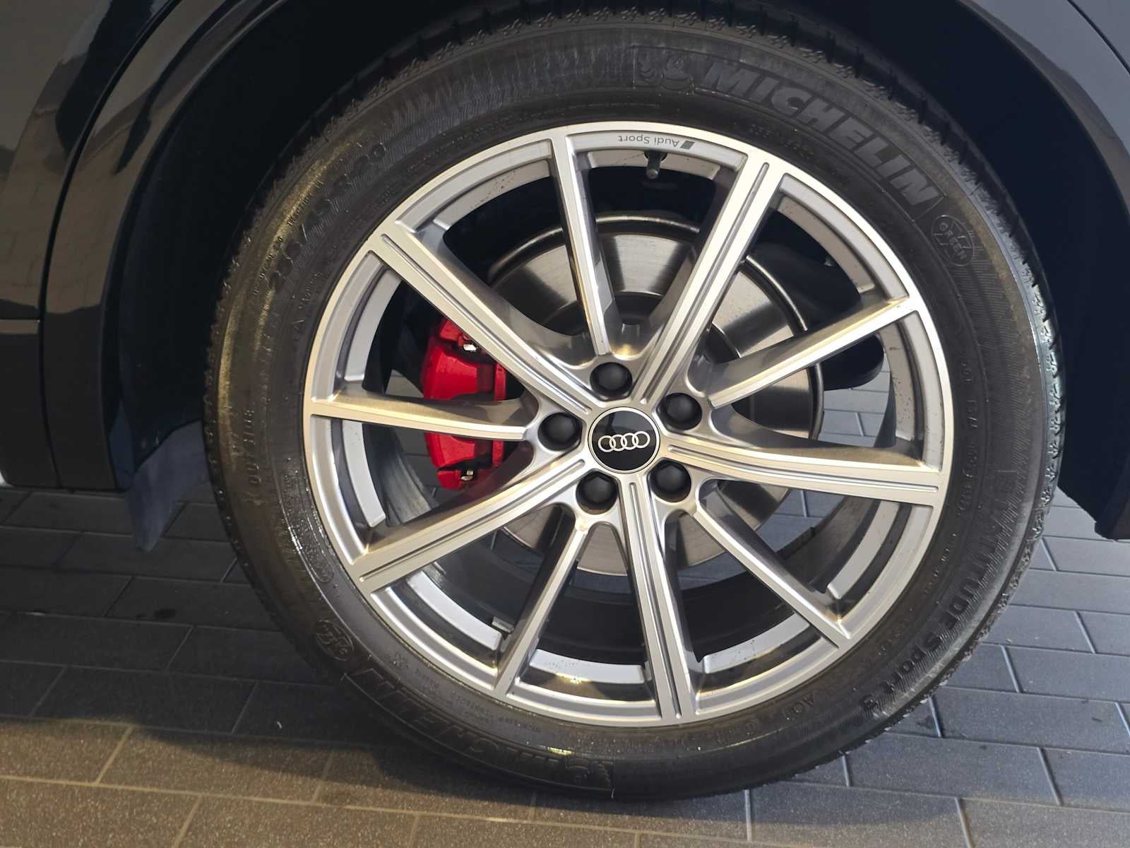 2023 Audi SQ5 Premium Plus