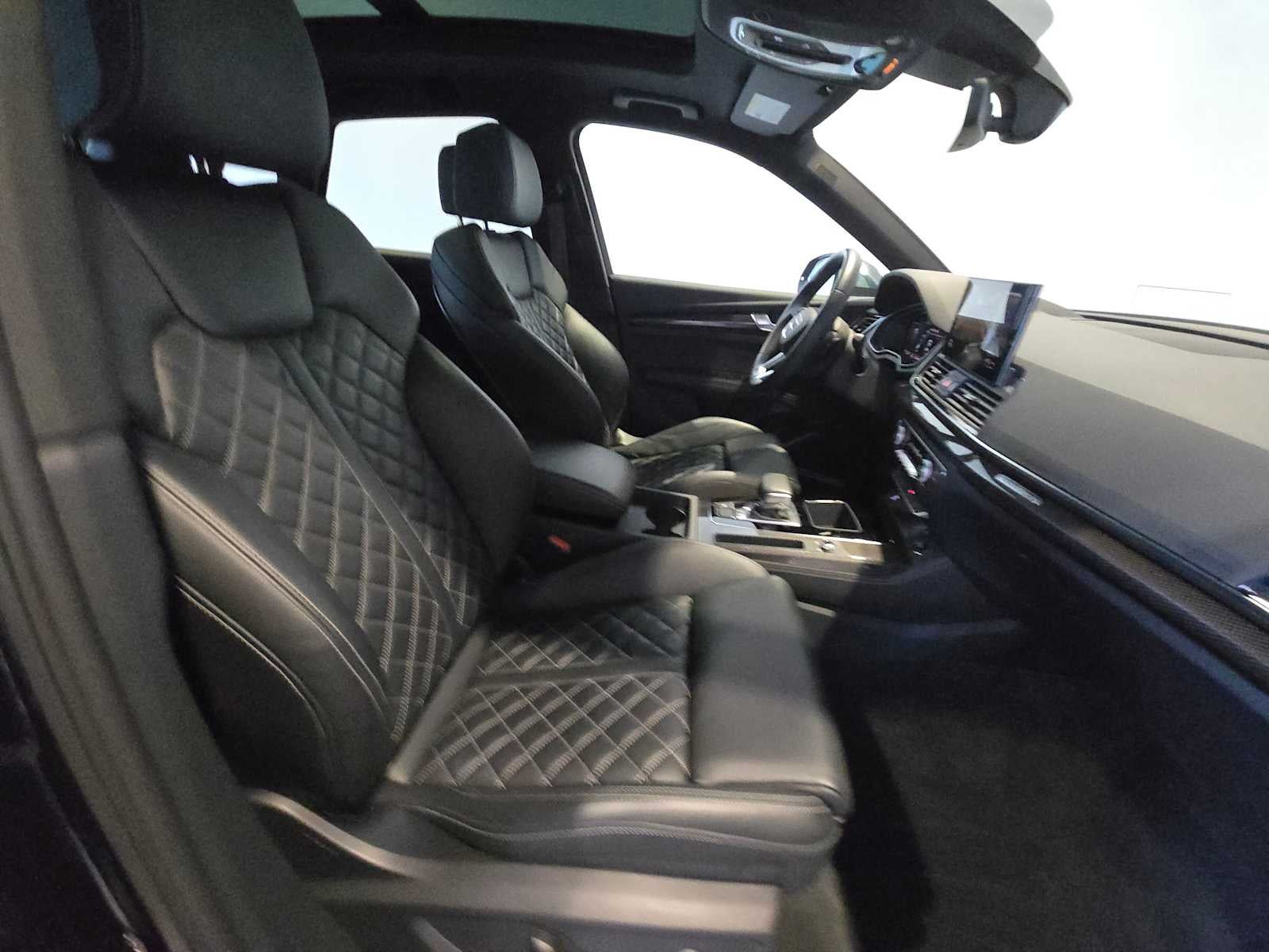 2023 Audi SQ5 Premium Plus