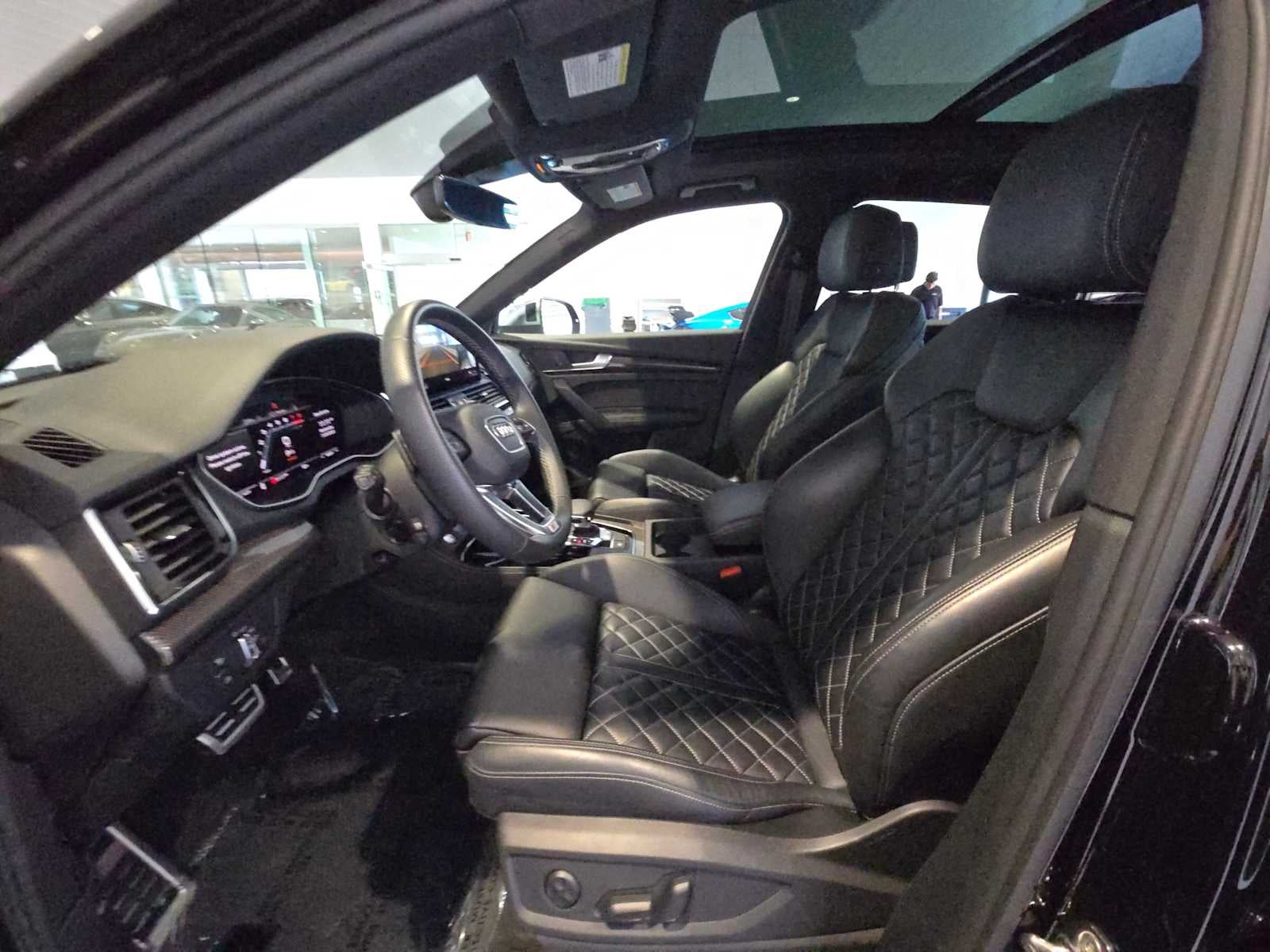 2023 Audi SQ5 Premium Plus