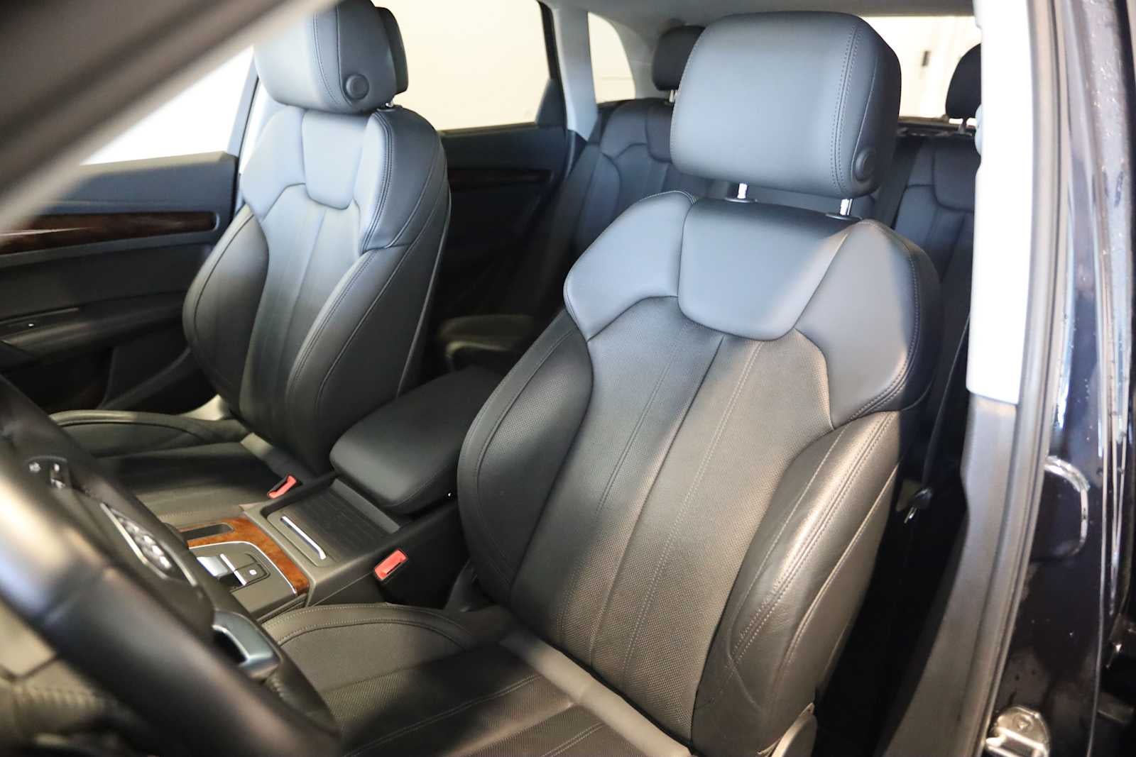 2020 Audi Q5 Premium Plus