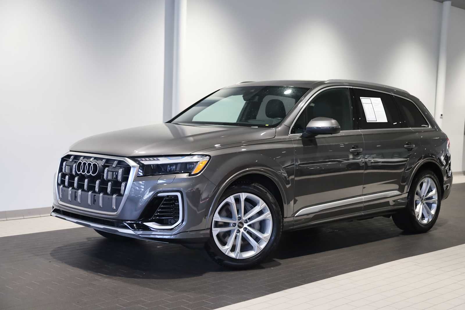 2025 Audi Q7 Prestige