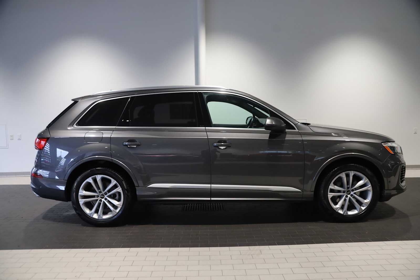 2025 Audi Q7 Prestige