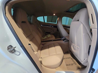 2011 Porsche Panamera Base