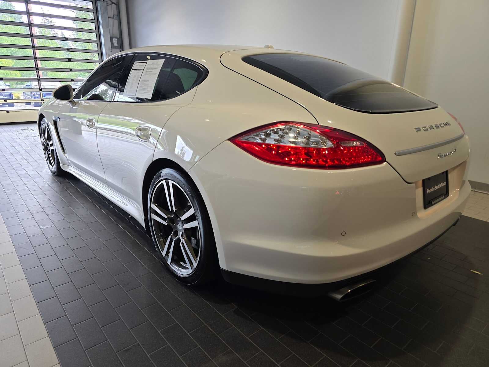 2011 Porsche Panamera Base