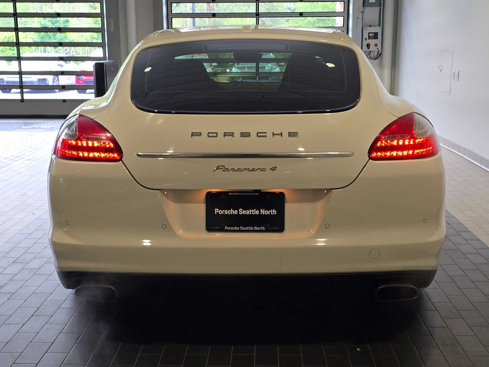 2011 Porsche Panamera Base