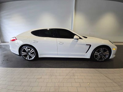 2011 Porsche Panamera Base