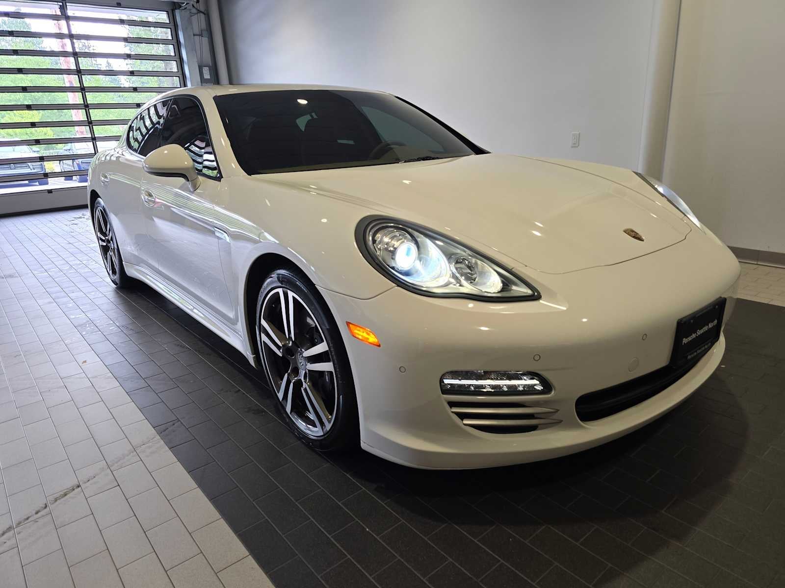 2011 Porsche Panamera Base
