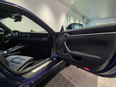 2020 Porsche 911 Carrera