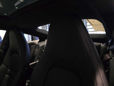 2020 Porsche 911 Carrera