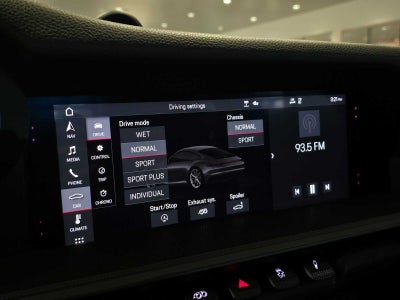 2020 Porsche 911 Carrera