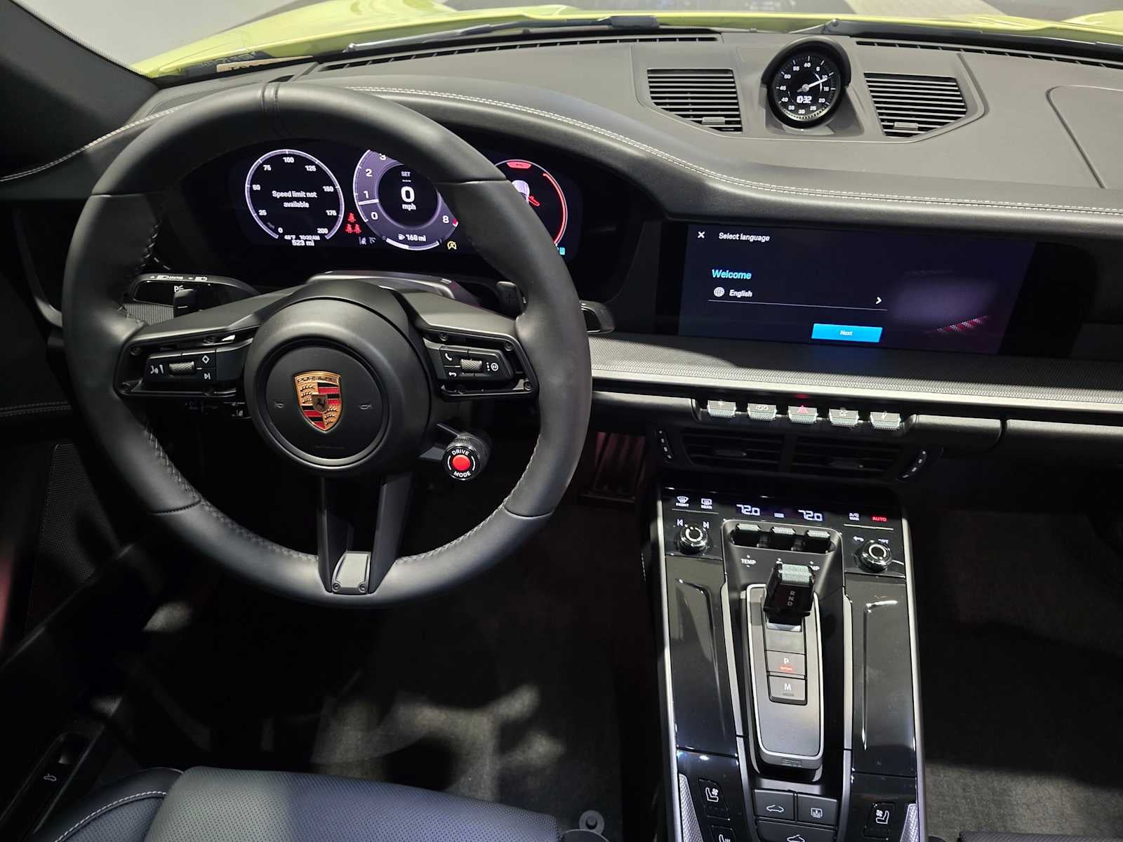 2025 Porsche 911 Carrera