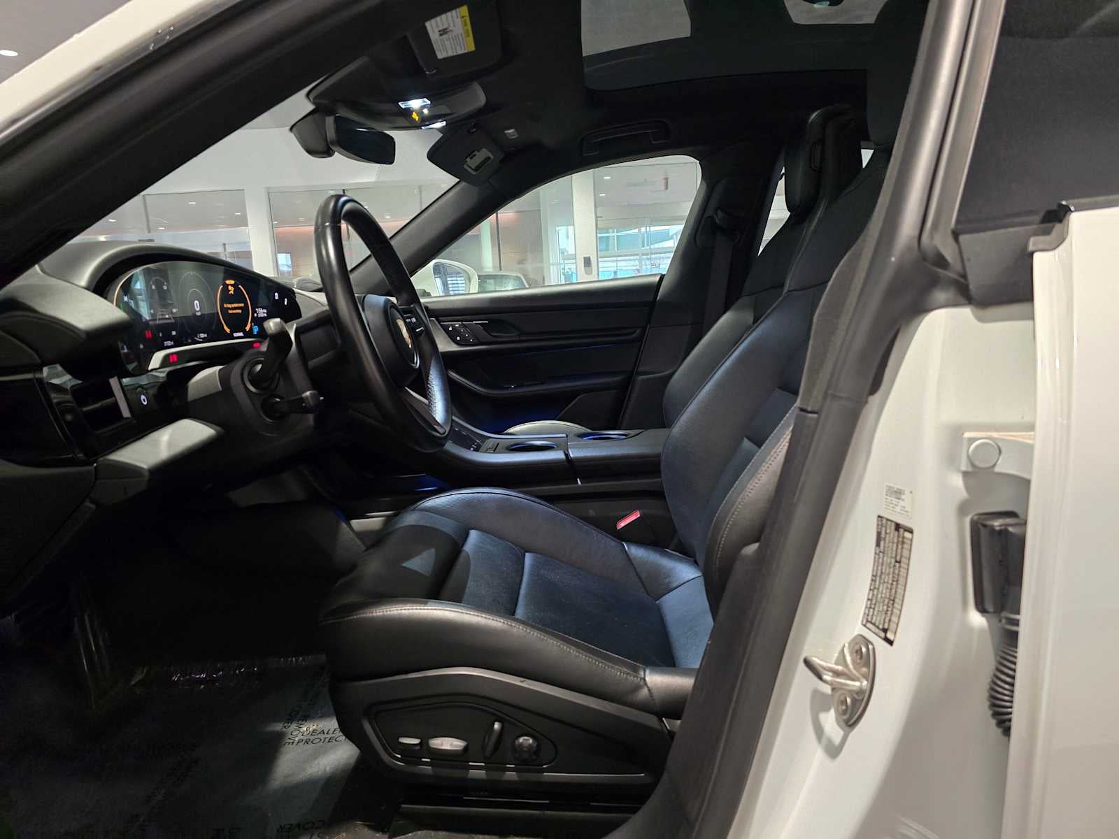 2022 Porsche Taycan Base