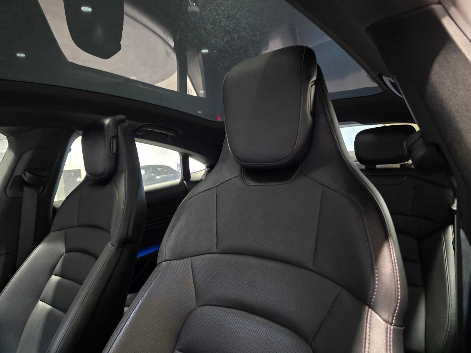 2022 Porsche Taycan Base