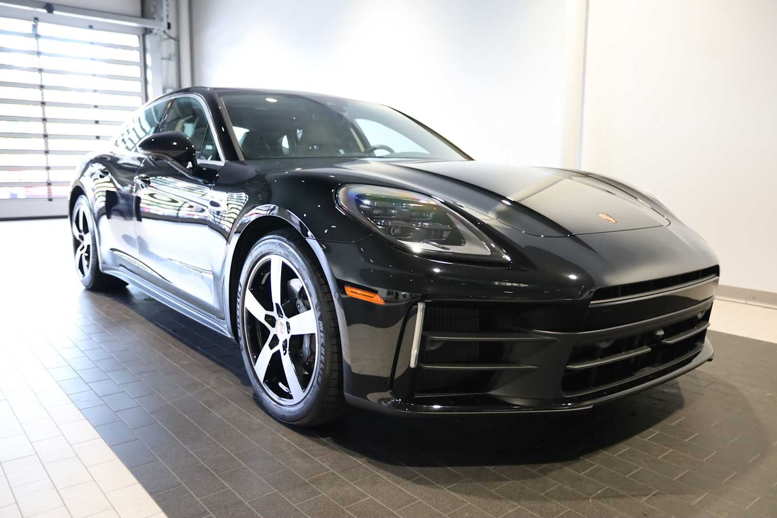 2025 Porsche Panamera Panamera 4