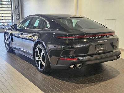 2025 Porsche Panamera Panamera 4