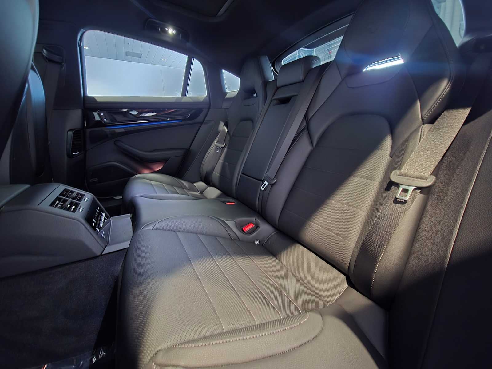 2025 Porsche Panamera Panamera 4