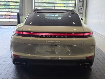 2025 Porsche Panamera Panamera 4