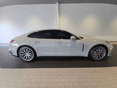 2025 Porsche Panamera Panamera 4