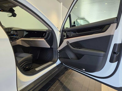 2024 Porsche Panamera 4