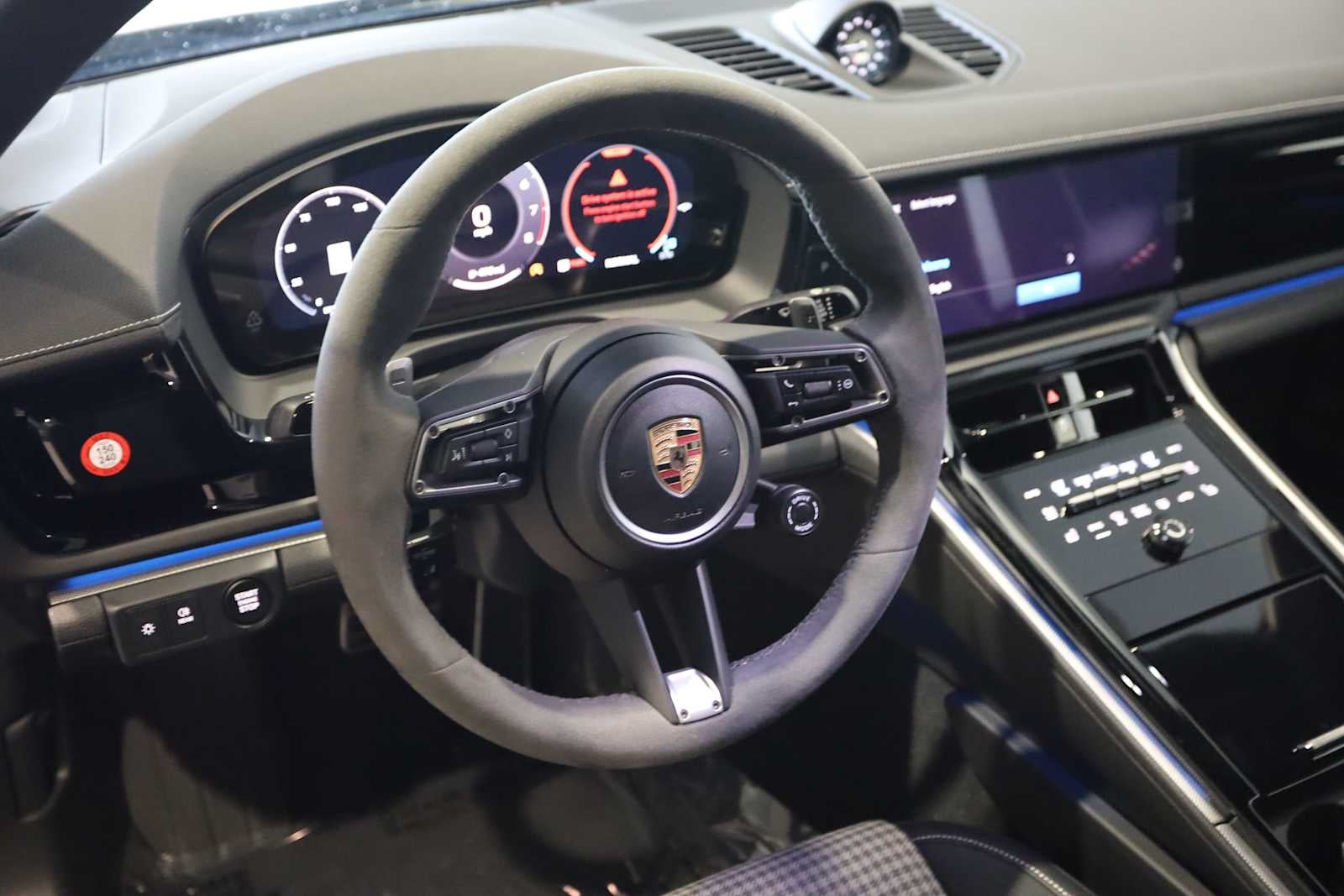 2025 Porsche Panamera Panamera 4