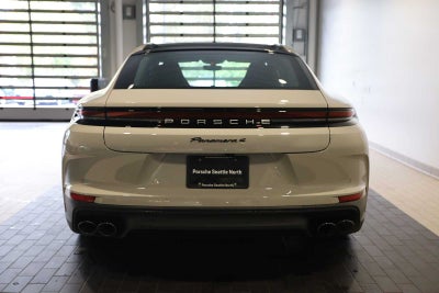 2025 Porsche Panamera Panamera 4