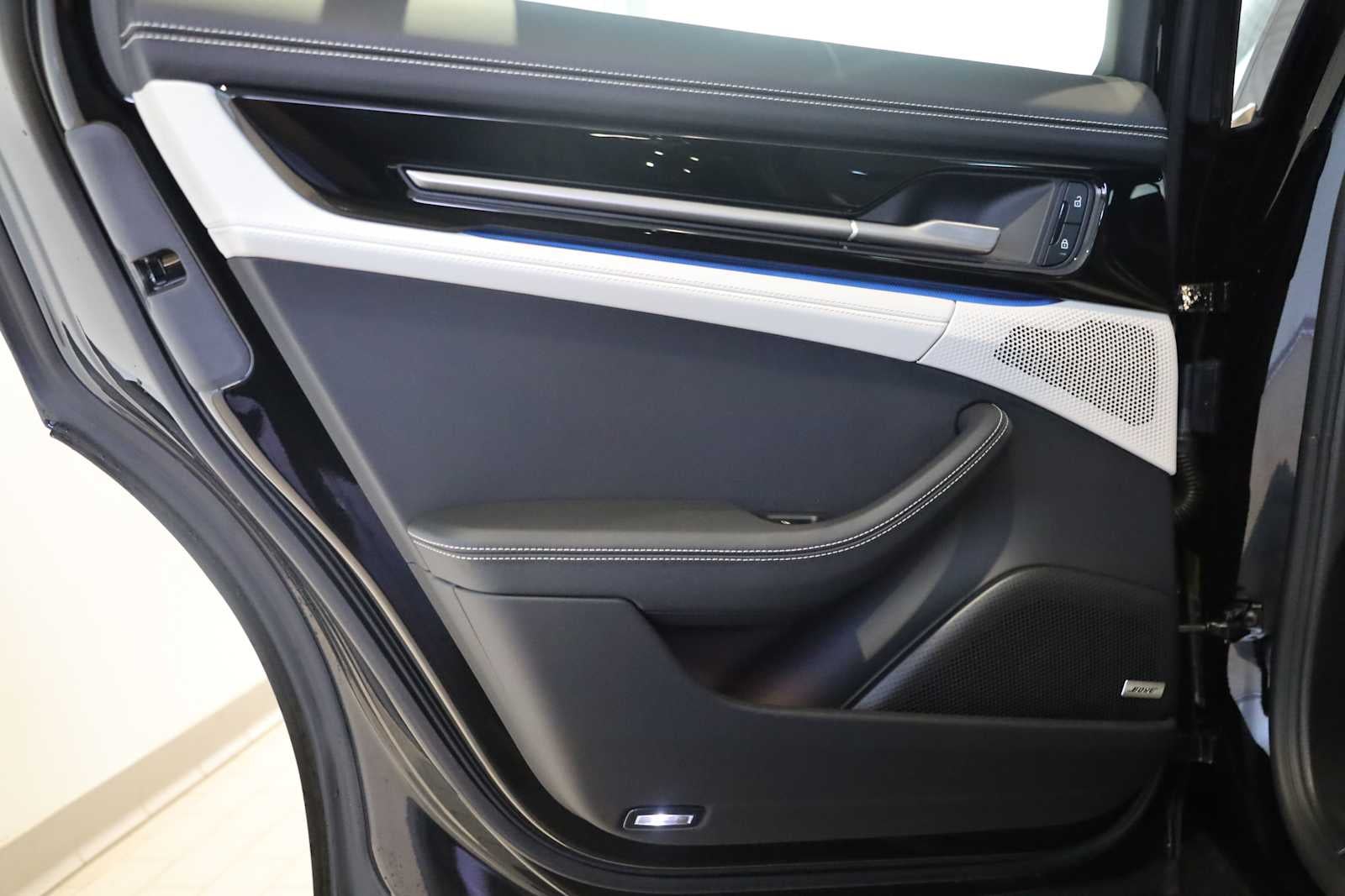 2025 Porsche Panamera Panamera