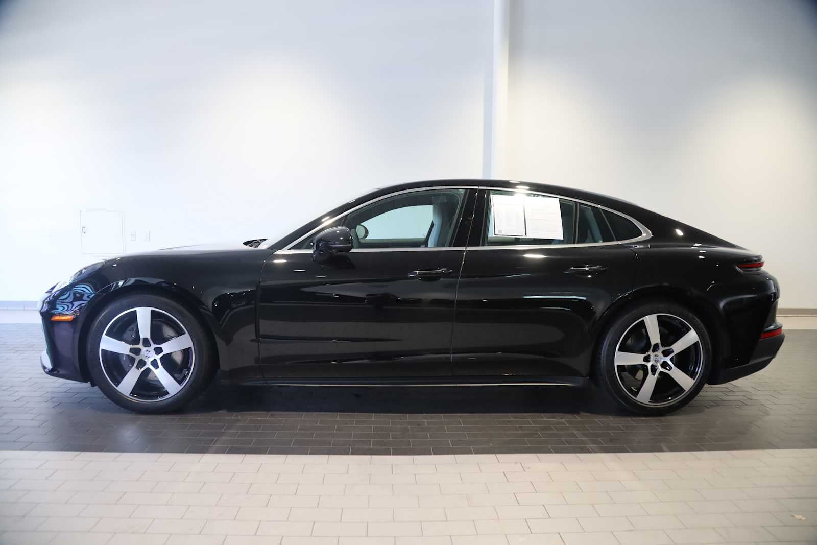 2025 Porsche Panamera Panamera