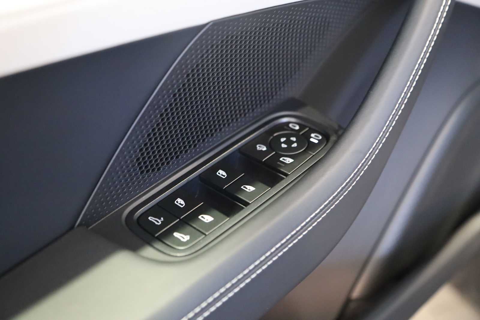 2025 Porsche Panamera Panamera