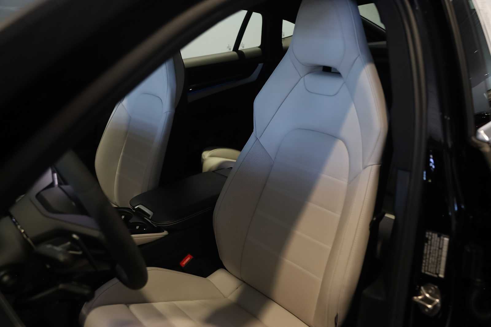 2025 Porsche Panamera Panamera