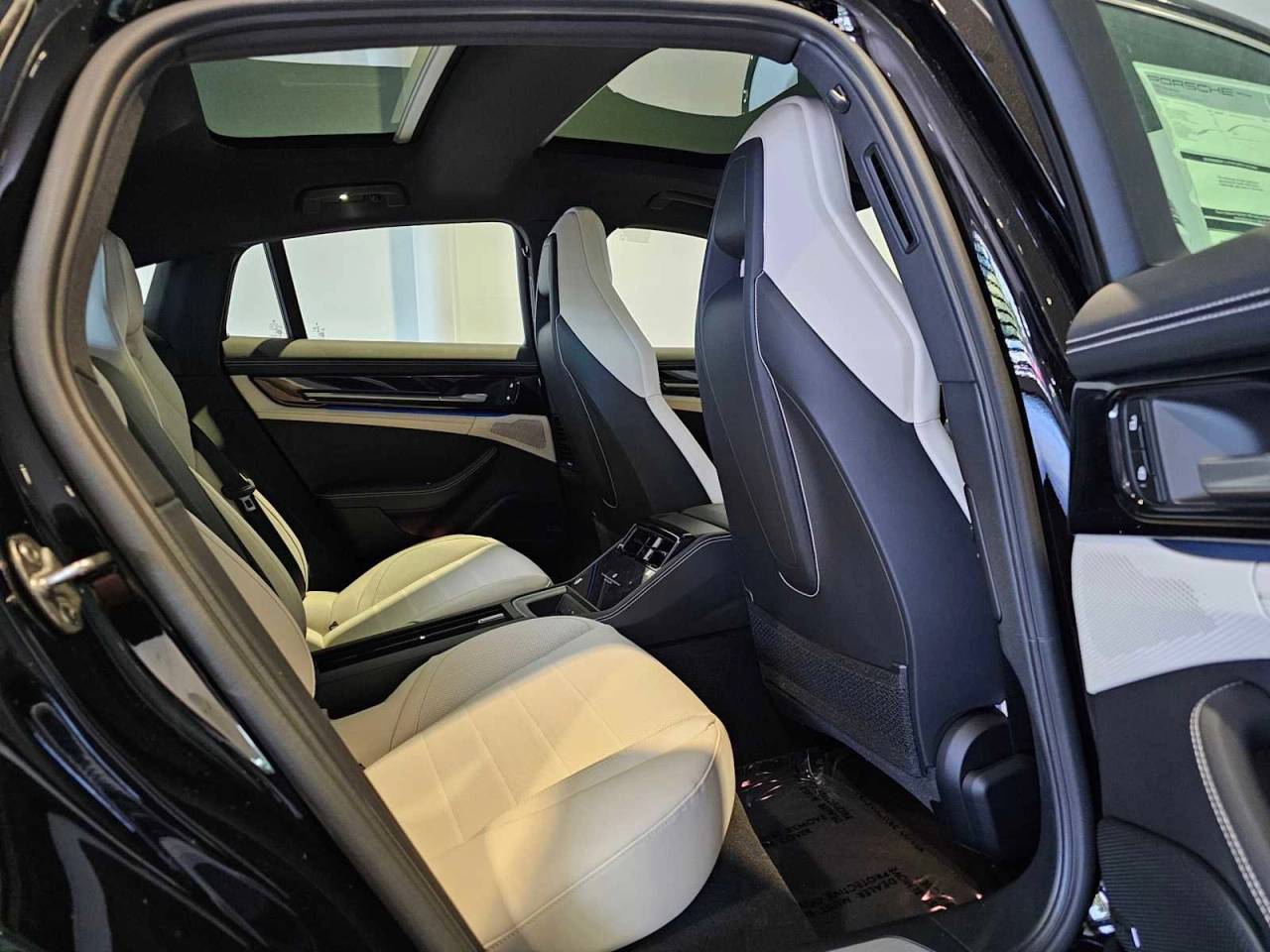 2025 Porsche Panamera Panamera