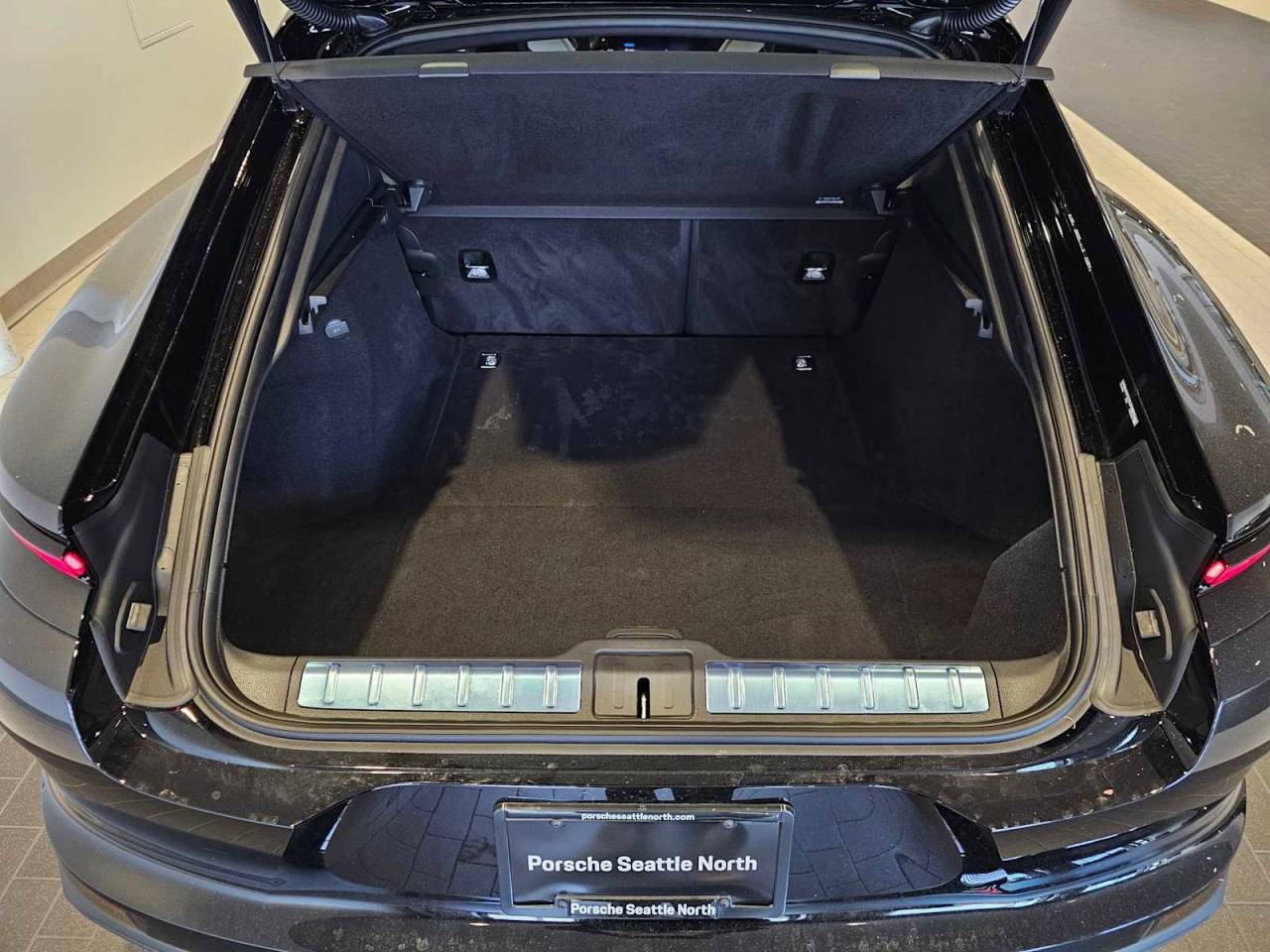 2025 Porsche Panamera Panamera