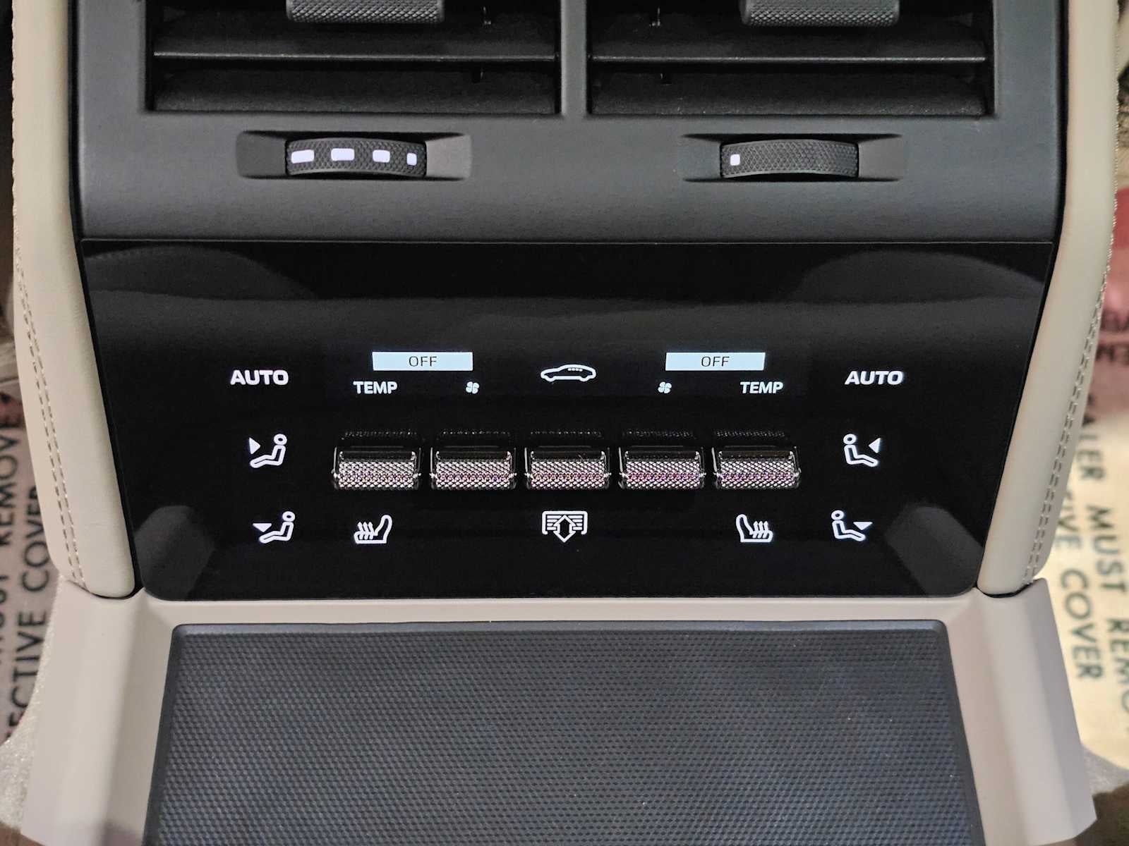 2025 Porsche Panamera 4