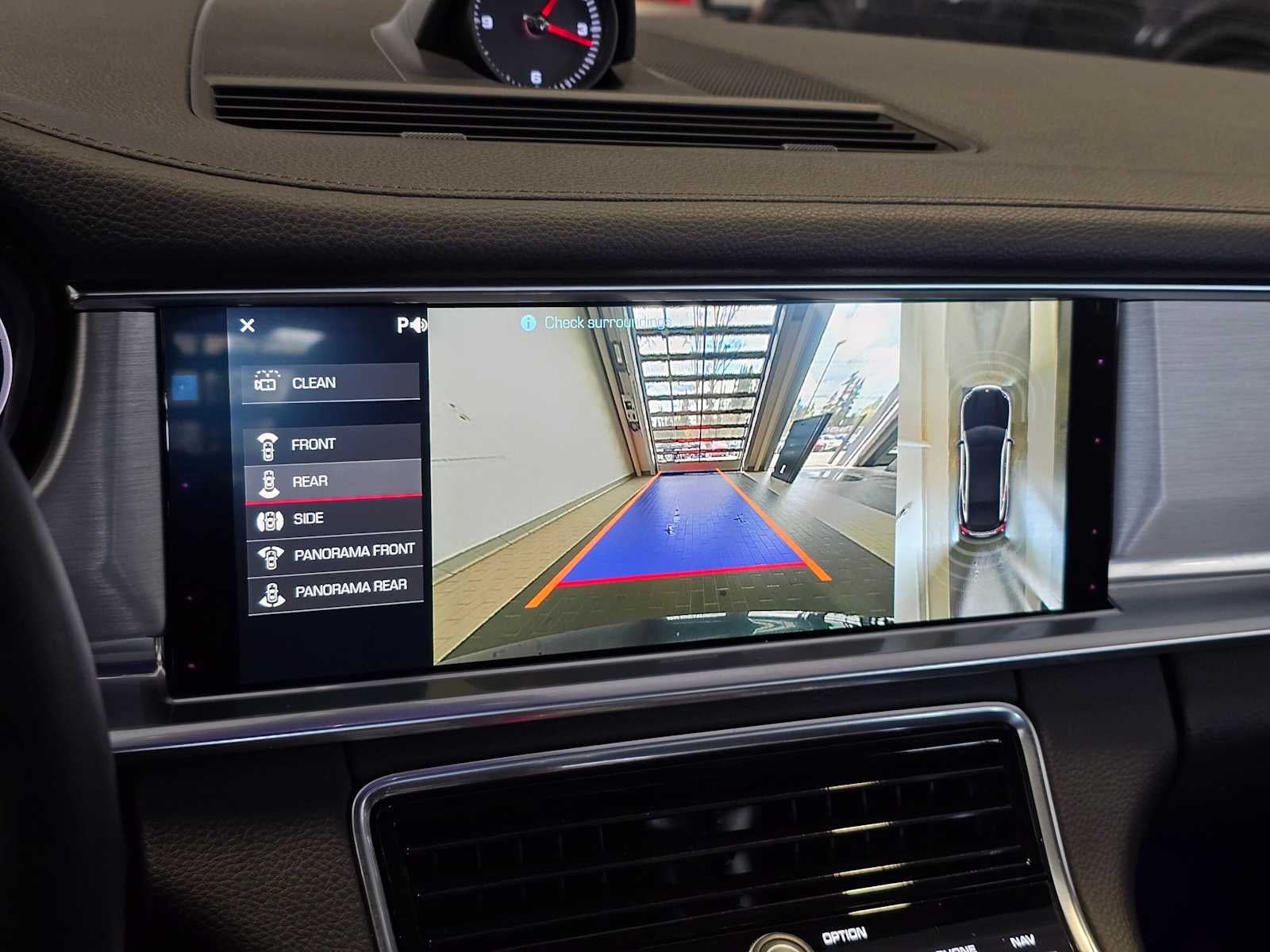 2018 Porsche Panamera 4S