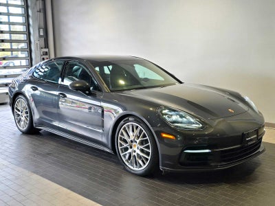 2018 Porsche Panamera 4S