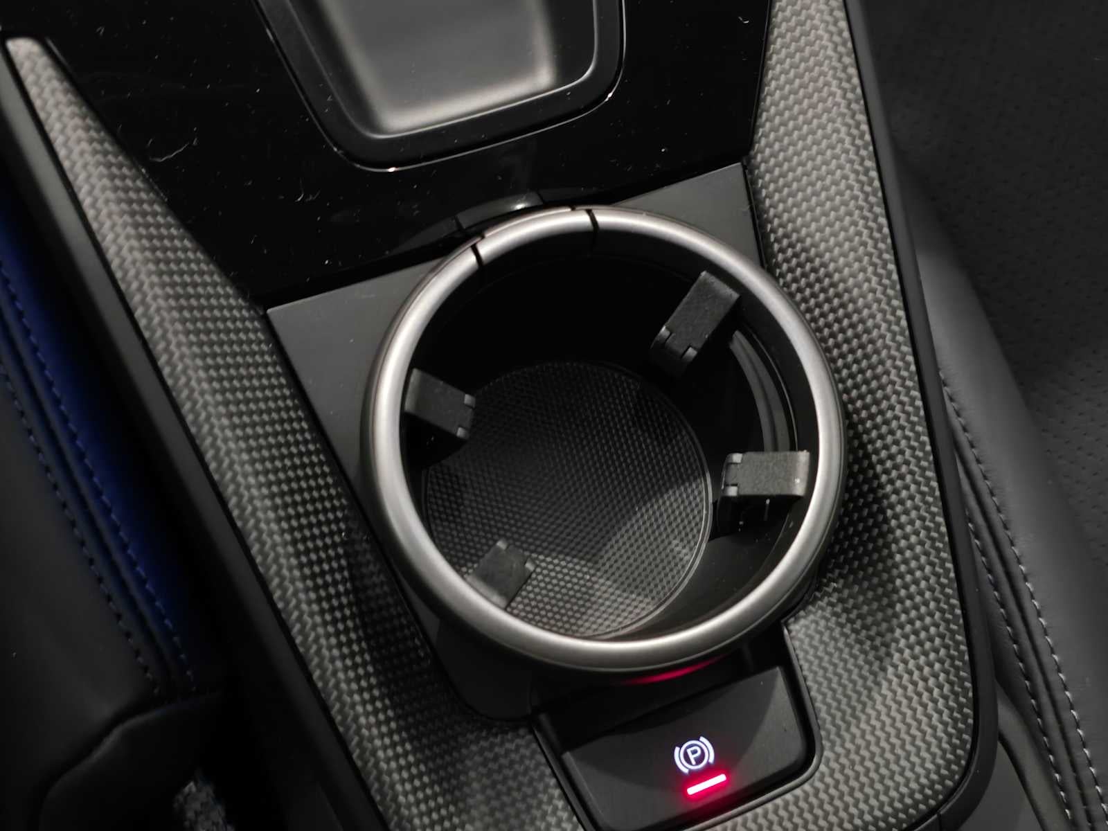 2025 Porsche 911 Carrera 4 GTS