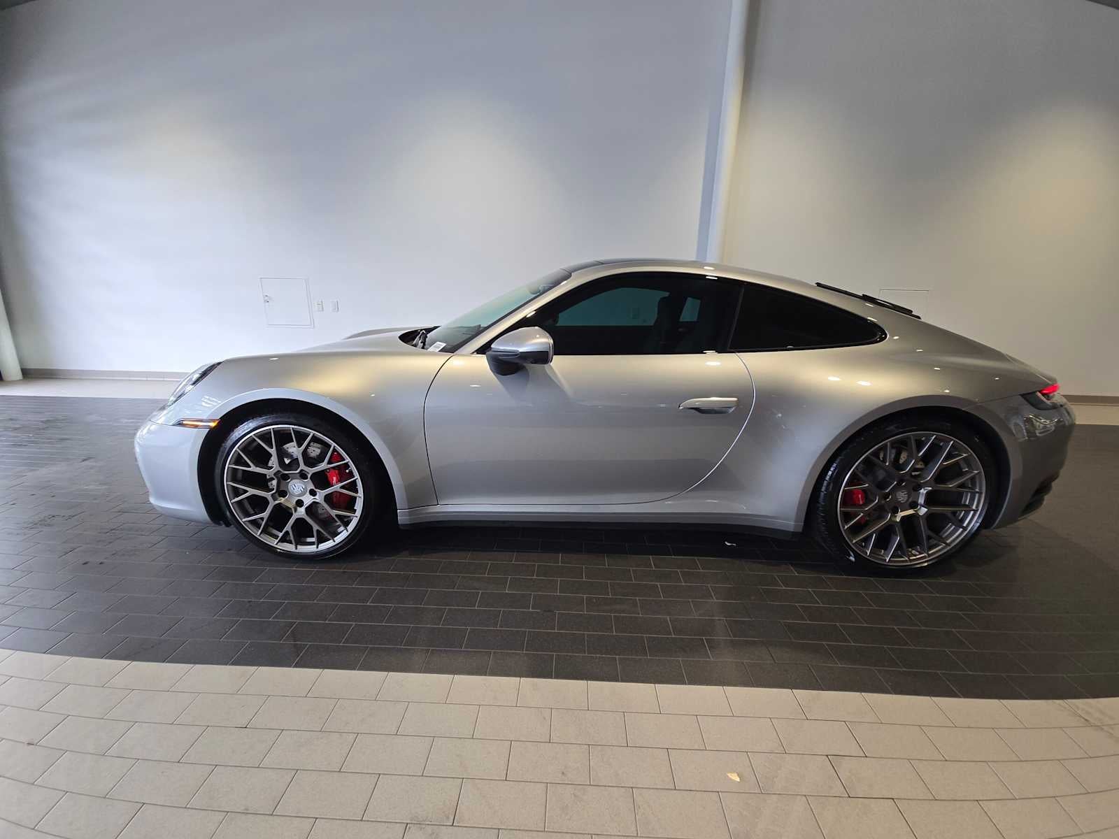 2023 Porsche 911 Carrera 4S