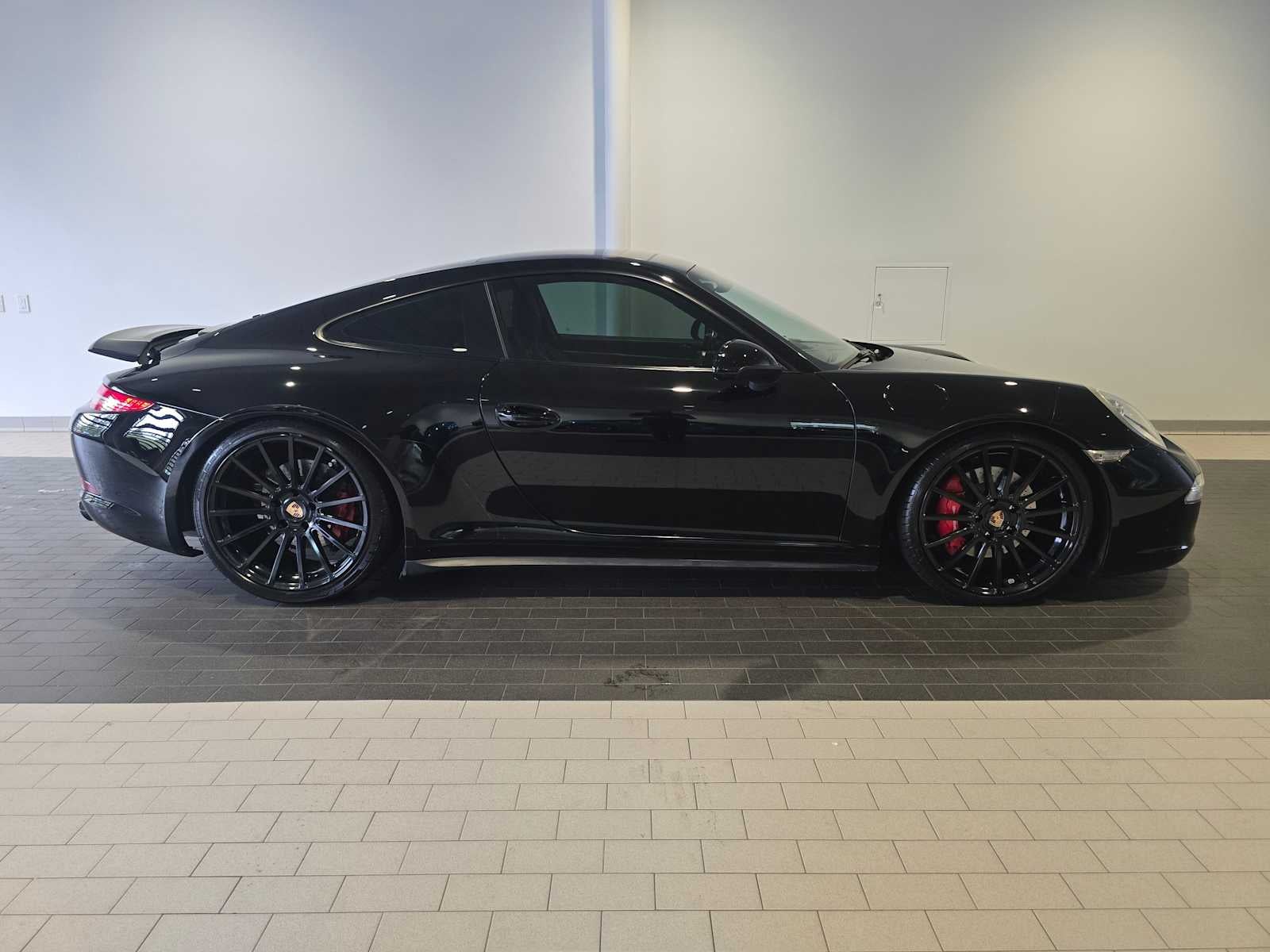 2014 Porsche 911 911 Carrera 4S Coupe