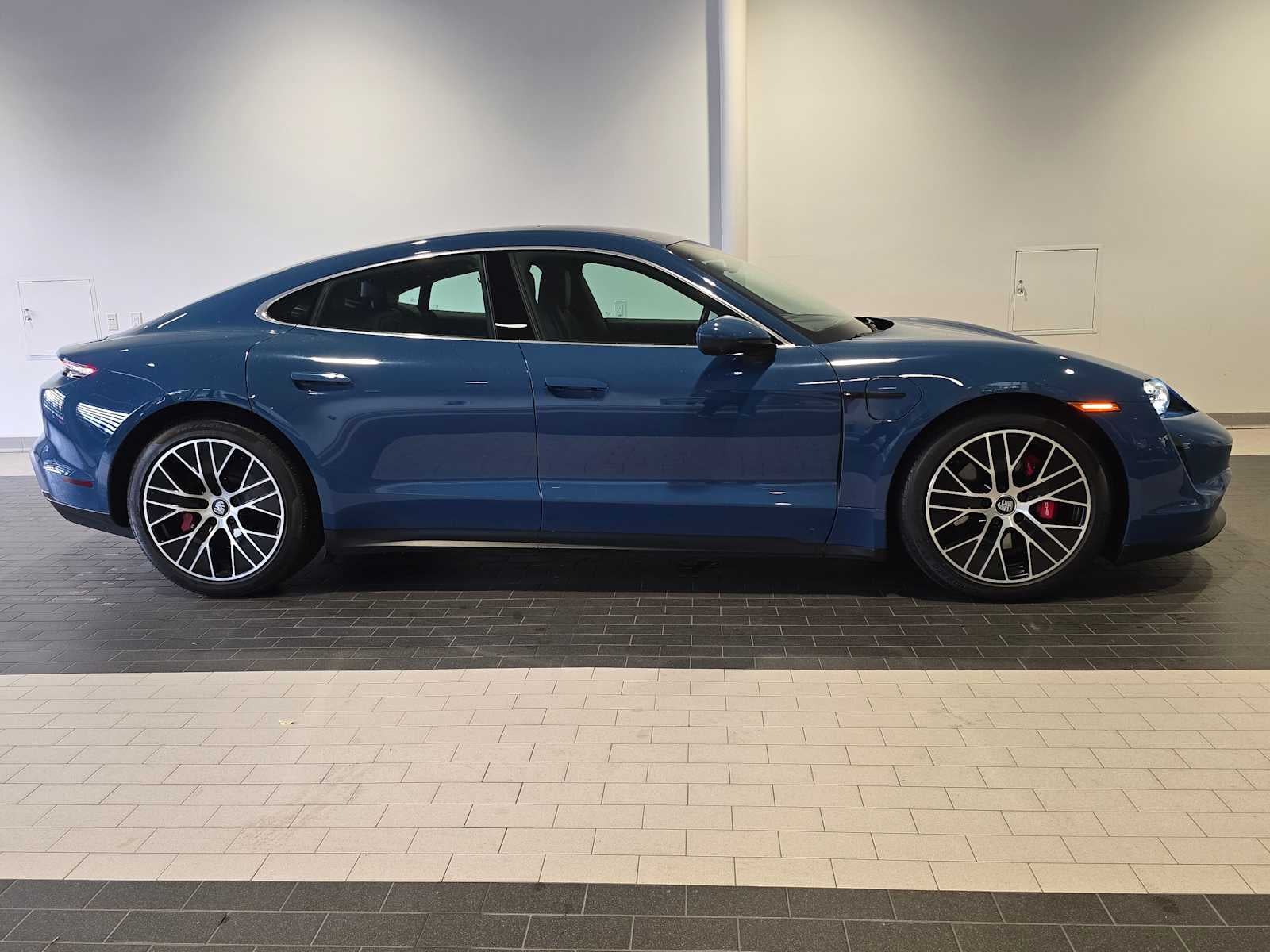 2021 Porsche Taycan 4S